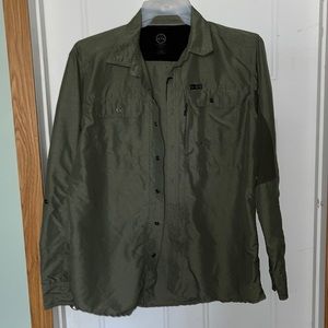 Wrangler all terrain gear shirt size Large